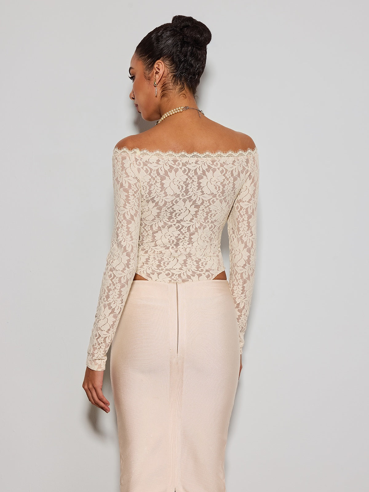 Body in pizzo Caylen senza spalline