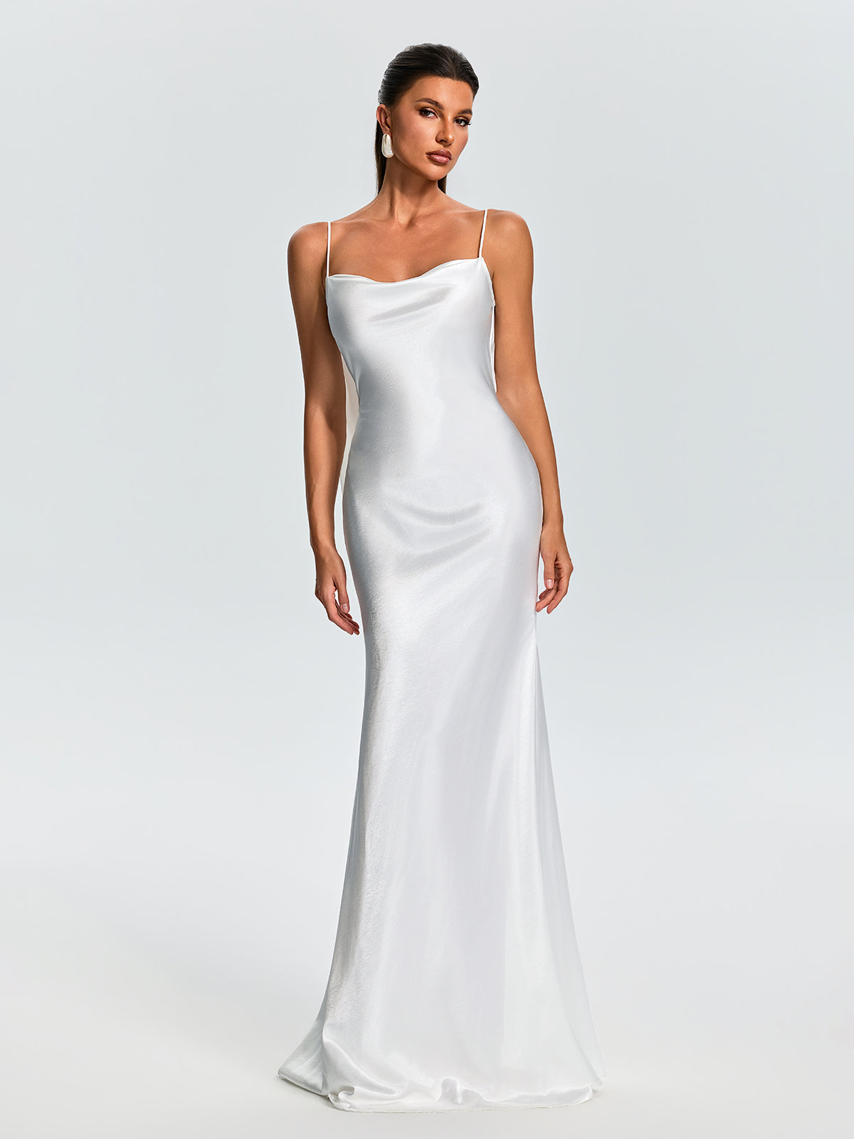 Maxi Abito in Satin Senza Schiena Farica