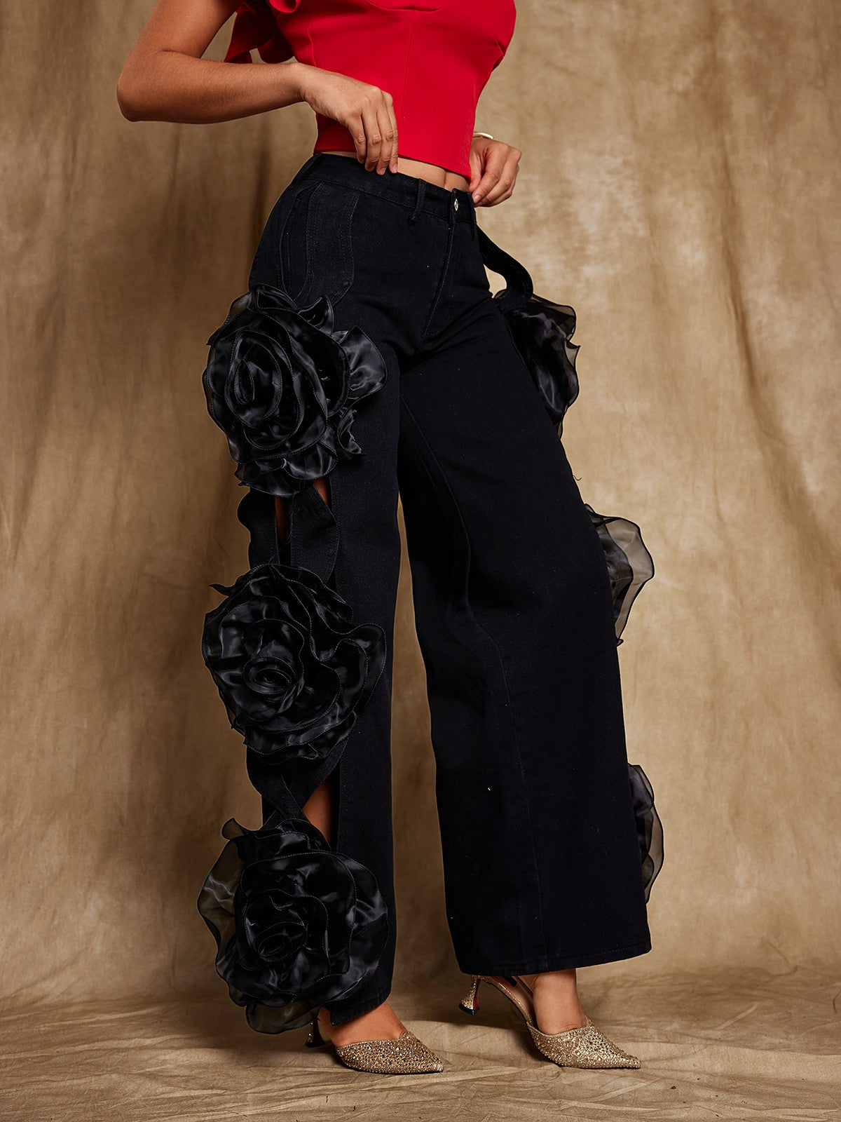 Jeans Nathan con Fiori Traforati