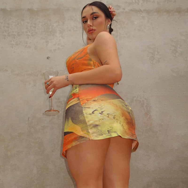 Abito Mini Arricciato con Scollo Halter al Tramonto