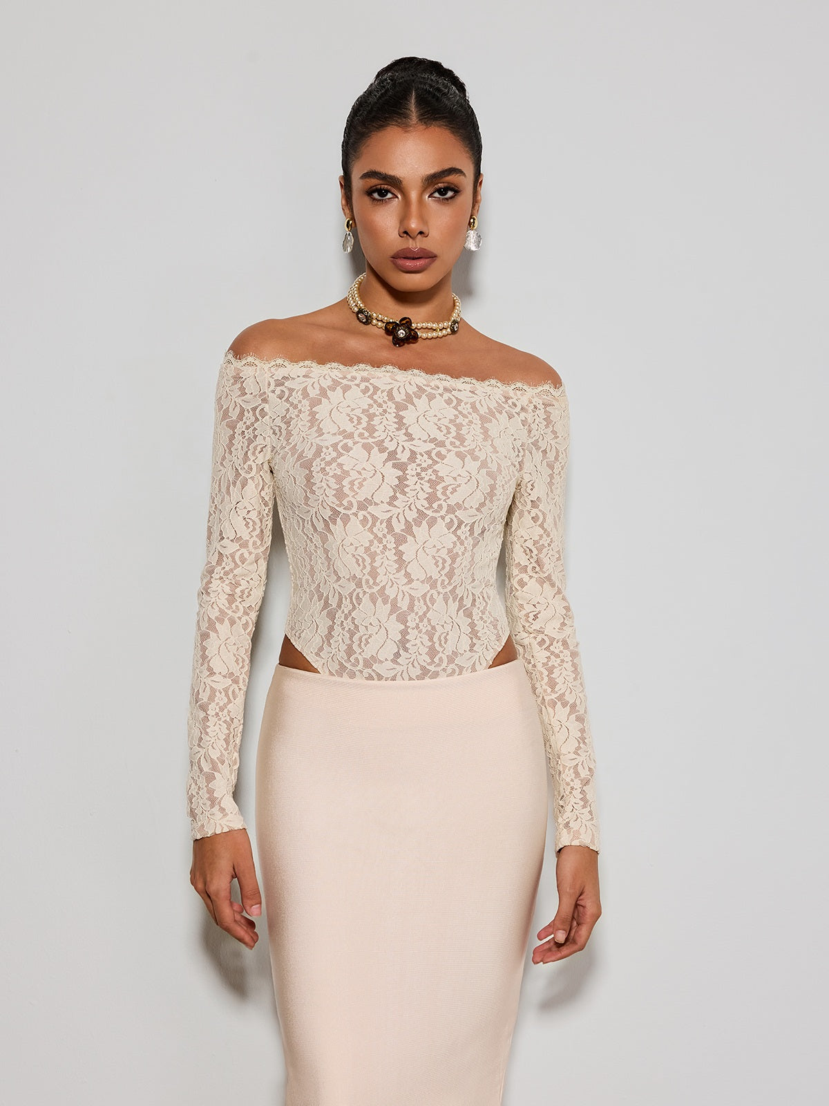 Body in pizzo Caylen senza spalline