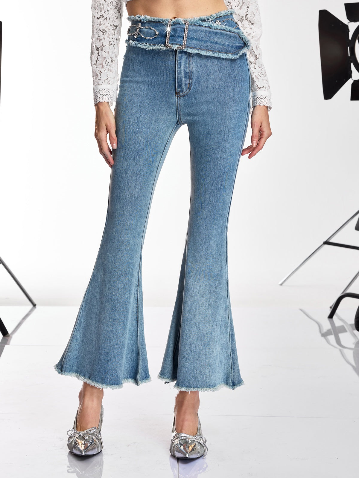 Jeans a Campana Danette con Strass Decorativi