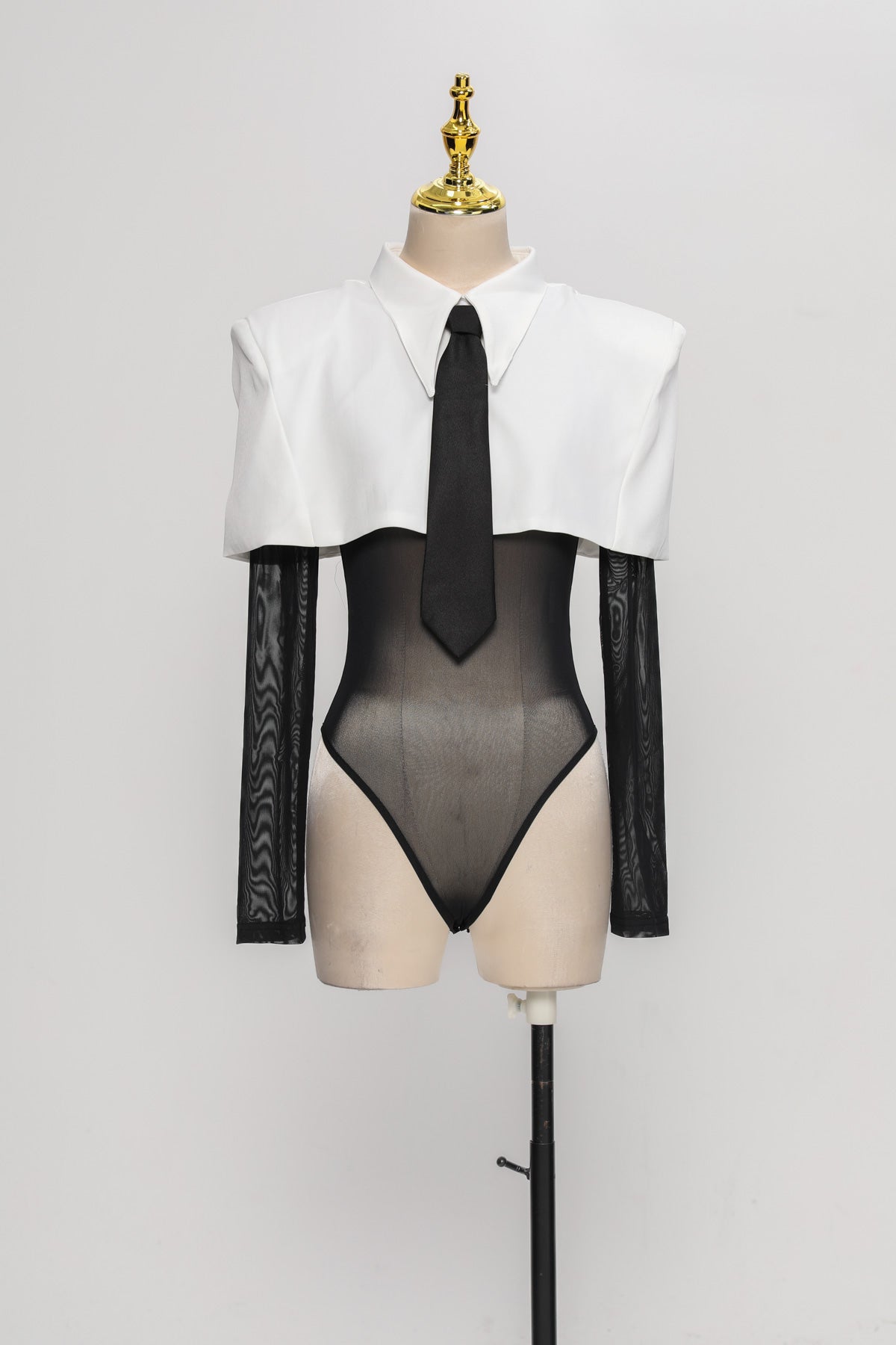 Body con colletto pieghevole e cravatta Heyren