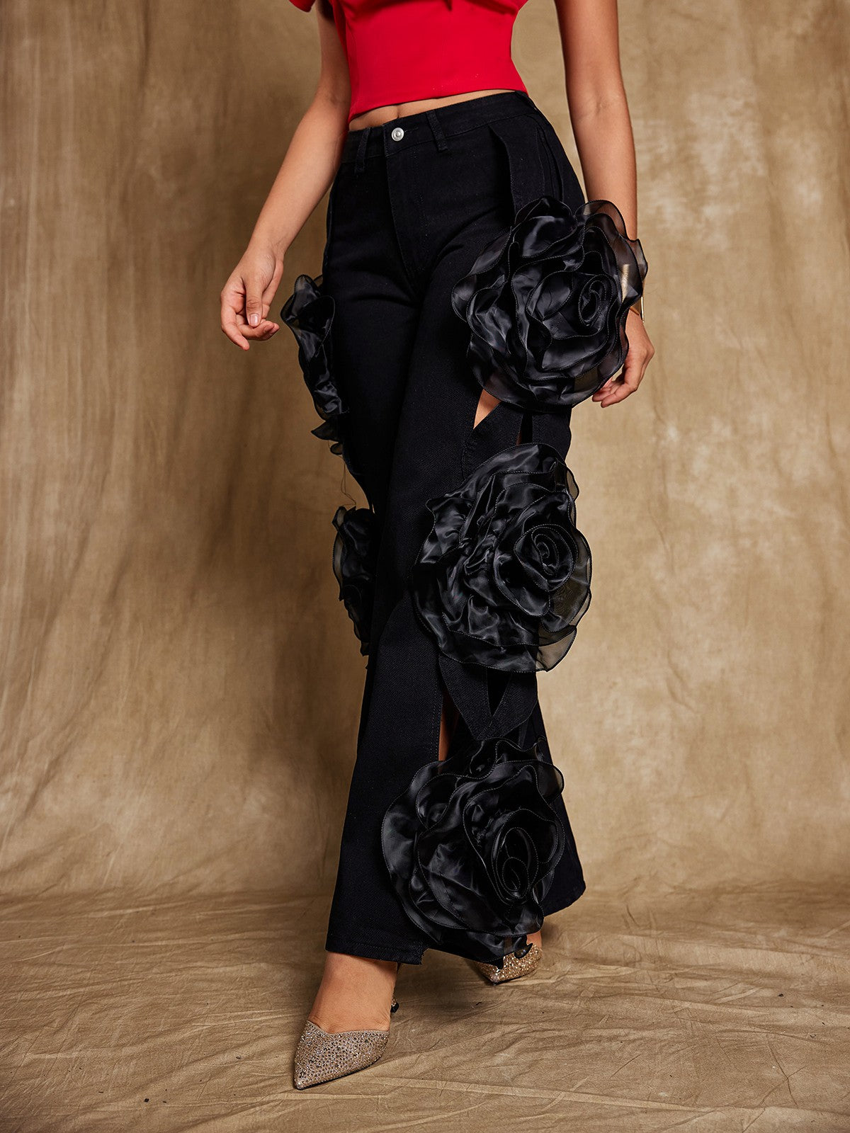 Jeans Nathan con Fiori Traforati