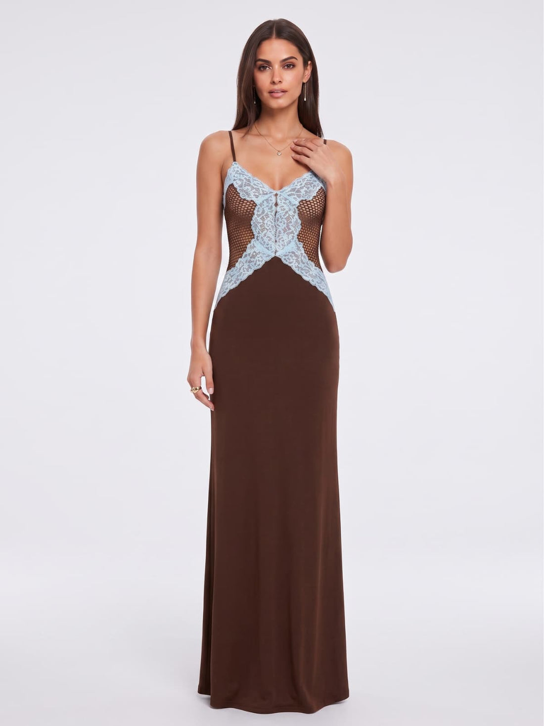 Abito Maxi in Pizzo con Spalline Sottili
